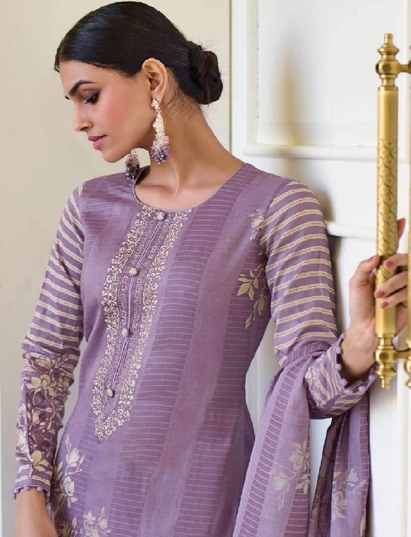 FLOWER VALLEY by MUMTAZ ARTS